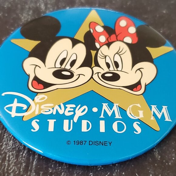 Walt Disney World MGM Studios Mickey & Minnie  3 in. Pin Back Button 1987 - Picture 2 of 3